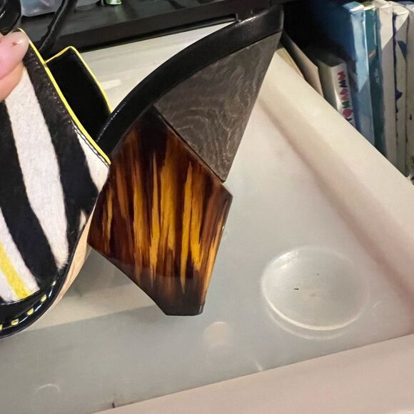 Jimmy Choo Sandals size us 6 - Picture 5 of 8